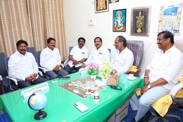 మార్కాపురంలో జిల్లా ప్రజాప్రతినిధుల కీలక భేటీ