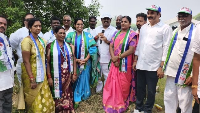 దూసుకుపోతున్న వైసిపి ప్రచారం!