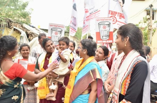 21వ డివిజన్‌లో కూటమి అభ్యర్థుల విజయమే లక్ష్యంగా తెలుగుదేశం, జనసేన నాయకుల విస్తృత ప్రచారం!