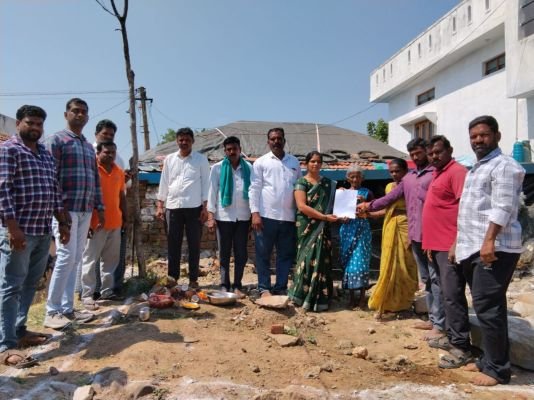 ఇందిరమ్మ ఇండ్లకు మార్కౌట్