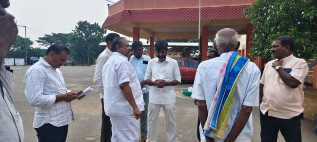 నెల్లూరు సెంట్రల్ జైలులో చిట్టమూరు కన్వీనర్ శ్రీనివాసులురెడ్డితో పేర్నాటి, మేరిగా  ములాఖత్ !