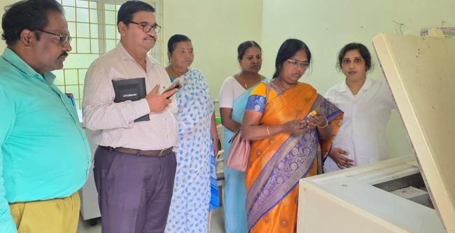 వ్యాక్సిన్‌లను ఎప్పటికప్పుడు పరిశీలించాలి