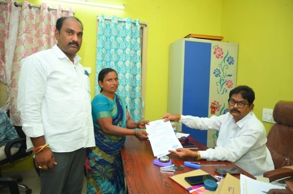 వత్సవాయి మండలంలో 17 ఎంపీటీసీ నామినేషన్ల ఉపసంహరణ
