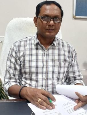 పదో తరగతి పబ్లిక్ పరీక్షల ఫీజు చెల్లింపులు ప్రారంభం  నవంబర్ 16 వరకు సాధారణ ఫీజు చెల్లింపునకు అవకాశం: జిల్లా విద్యాశాఖ అధికారి ఏ. రమేష్ కుమార్