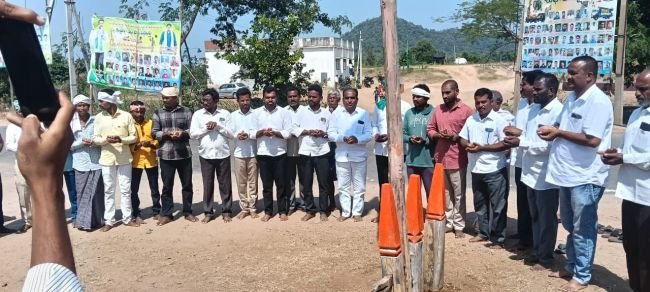 కొమురం భీమ్‌కు ఘన నివాళులు