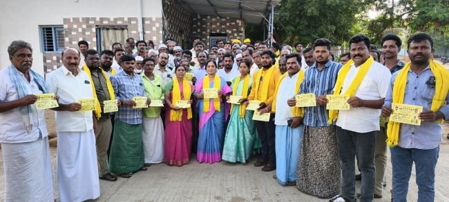 జడ్పిటిసి అభ్యర్థి శిరీషను అఖండ మెజార్టీతో గెలిపించండి ఎమ్మెల్యే పరిటాల సునీత