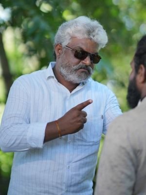 పురోహితుడి నుంచి వెండితెరకు రవికిరణ్ శర్మ