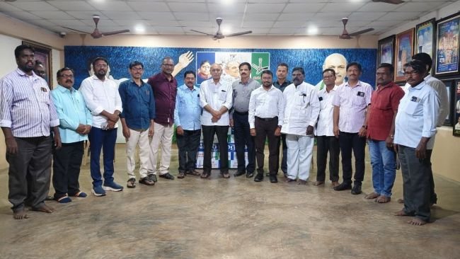 వైసిపి కి క్రిస్టియన్ మైనార్టీ పాస్టర్లు మద్దతు