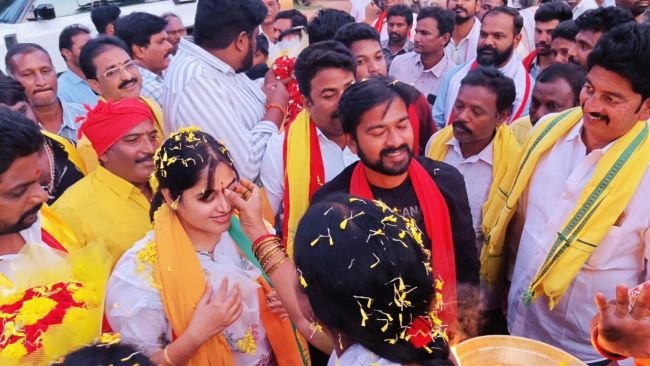 కూటమి సభ్యులందరినీ గెలిపించాలి     --జడ్పిటిసి అభ్యర్థి చింతమనేని సాయి నవ్యశ్రీ   