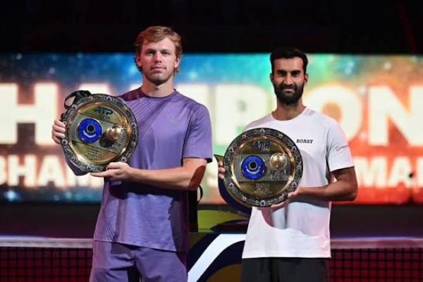 టెన్నిస్ కోర్టులో అదరగొట్టిన భారత స్టార్.. కెరీర్‌లో ఐదో ఏటీపీ డబుల్స్ టైటిల్ సాధించిన యూకీ బాంబ్రీ