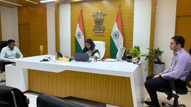 పార్టీ ప్రచార ఖర్చులు ఎన్నికల అభ్యర్థుల ఎన్నికల ఖర్చుల్లో వేయరాదు