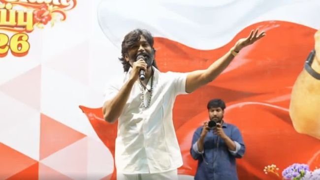 చెన్నైలో తనుష్ సంస్థ ఆధ్వర్యంలో మహిళల మహాసభ: ప్రత్యేక కానుకగా వెండి దీపాలు
