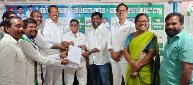 అరకులోయ వైయస్సార్సీపి జెడ్పీటీసీ అభ్యర్థిగా అశోక్ 