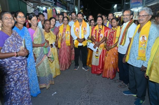 గత ఐదేళ్ల పాలనలో పట్టణం అధ్వాన్నం..
