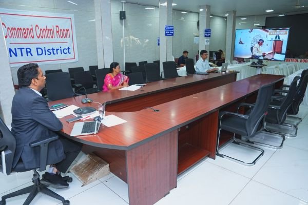ఆర్నబ్ తుఫాన్‌పై అప్రమత్తంగా ఉండాలి..