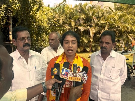 జడ్పీటీసీ చైర్మన్‌ రేసులో తాతినేని ప్రవళి