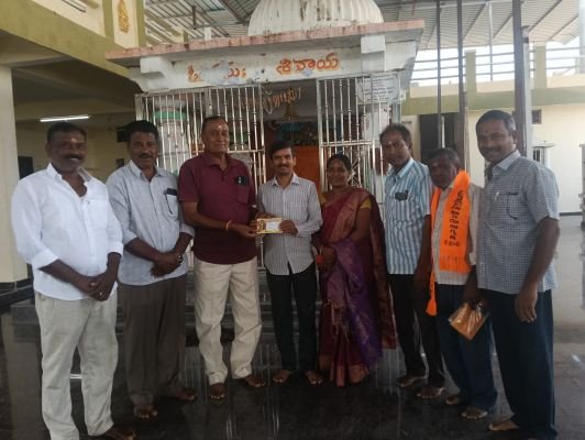 సీతారామ భద్ర క్షేత్ర నిర్మాణానికి భక్తుల విరాళం