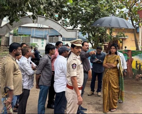 ఎన్నికల ఏర్పాట్లు పరిశీలన 