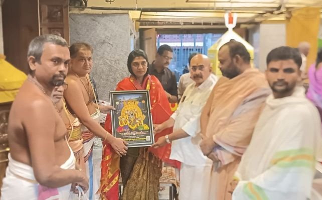 వెంకన్న సన్నిధిలో ఎలక్షన్ జిల్లా అధికారి ప్రశాంతి ప్రత్యేక పూజలు