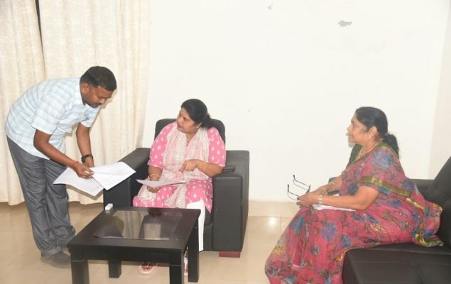 స్థానిక సంస్థల ఎన్నికలకు 74 మంది మైక్రో అబ్జర్వర్ల కేటాయింపు