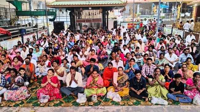 గోవింద నామ స్మరణతో మారుమోగిన వాడపల్లి