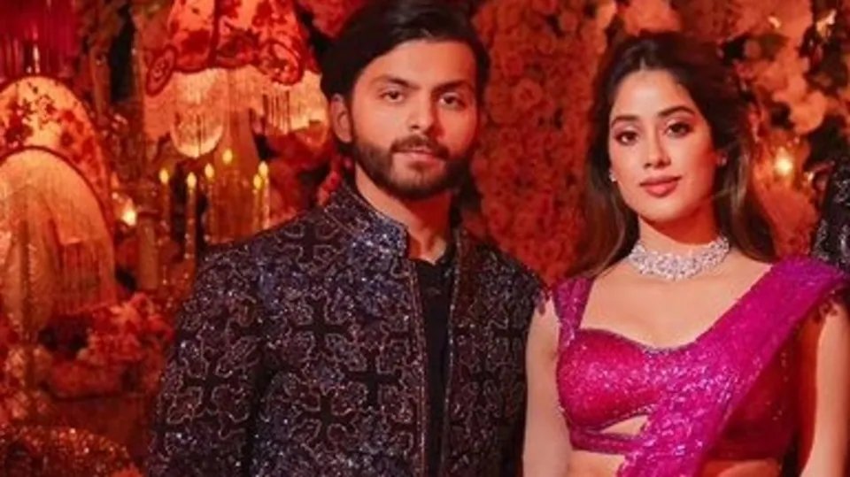 తల్లి మృతి చెందిన సమయంలో లండన్ చదువులు మానేసి నాకు అండగా నిలిచాడు.. శిఖర్ గురించి ఎమోషనల్ అయిన జాన్వీ కపూర్