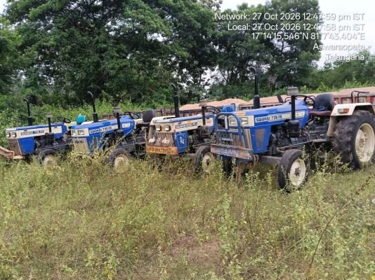 అశ్వారావుపేటలో అక్రమ ఇసుక తవ్వకాలపై పోలీసుల దాడి - ఏడుగురి అరెస్ట్, 7 ట్రాక్టర్లు సీజ్*