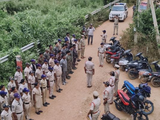 22 ద్విచక్ర వాహనాలు స్వాధీనం