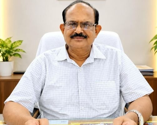 మండపేటలో పోస్టల్ బ్యాలెట్ ఓటింగ్