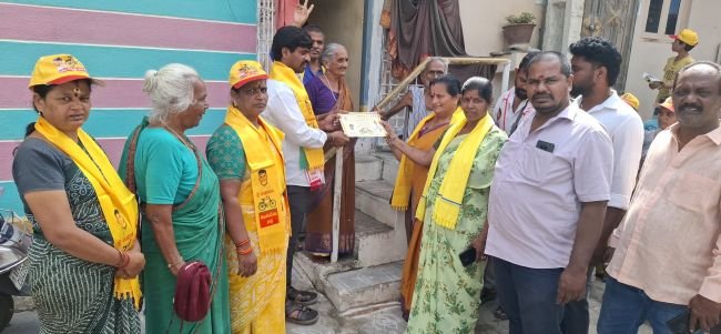 రుణం తీర్చుకుంటా అవకాశం కల్పించండి  -53వ డివిజన్ ప్రచారంలో శంకర్ యాదవ్ 