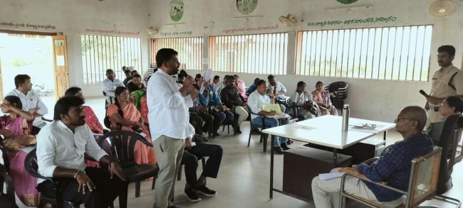 బెల్ట్ షాపుల నిర్వహణపై సర్పంచ్ ల ఆగ్రహం....