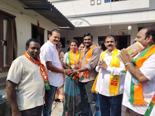 మూడు ఎంపీటీసీ స్థానాలు ఏకగ్రీవం