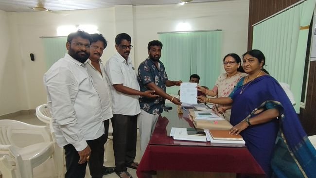 గోపాలపురం మండలంలో పోటీలో 34 మంది,ఇద్దరు  టిడిపి సభ్యులు ఏకగ్రీవం