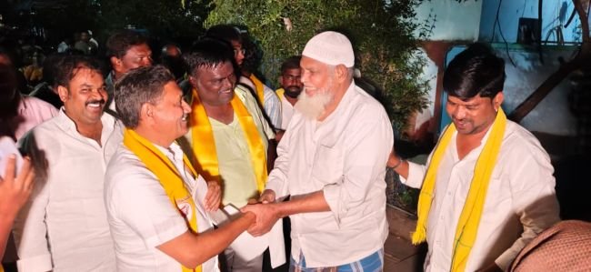 ఒక అవకాశం ఇస్తే.. అభివృద్ధి చేసి చూపిస్తా... కేశవరెడ్డి..!
