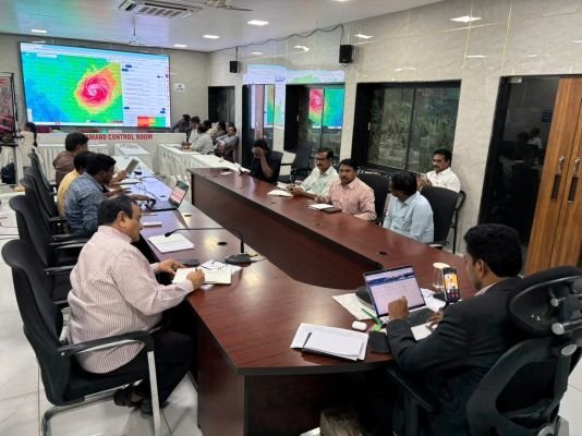 ఎన్టీఆర్ జిల్లావ్యాప్తంగా 166 పునరావాస కేంద్రాలు..