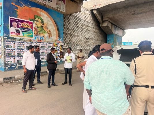 ఎన్నికల వ్యయ పర్యవేక్షణలో నిర్లక్ష్యానికి తావులేకుండా విధులు నిర్వహించాలి