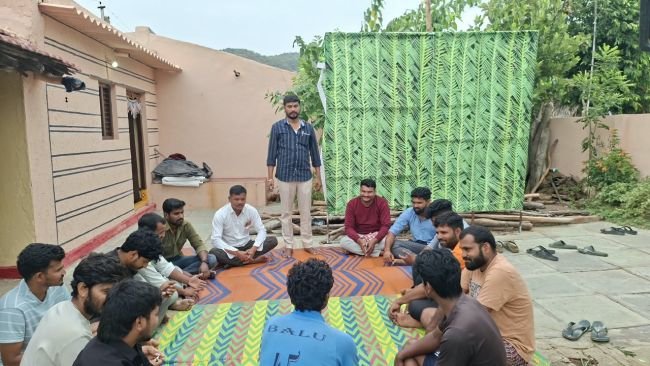 కాంగ్రెస్ వైఫల్యాలను పట్టభద్రులకు వివరించండి