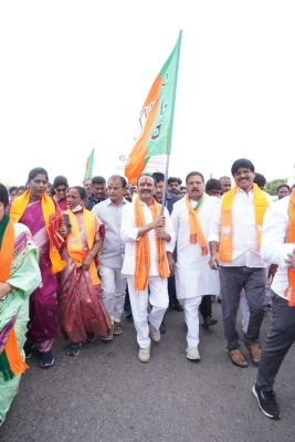 జవహర్‌నగర్‌ డంప్‌యార్డు తరలింపునకు పోరుబాట.. రెండో రోజు ఈటల రాజేందర్‌ పాదయాత్ర