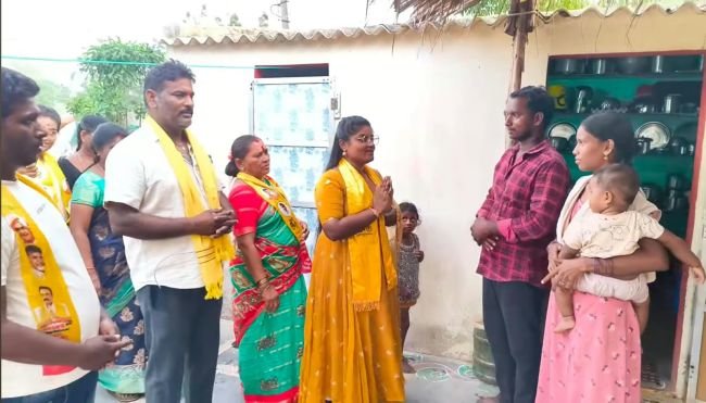 అల్లిమడుగులో కూటమి అభ్యర్థి ఇందుపూర్ పల్లవి రెడ్డి ప్రచారం