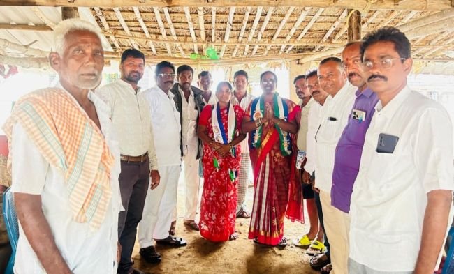 ఎంపీటీసీ సెగ్మెంట్లలో  వైసిపి జడ్పిటిసి అభ్యర్థి అల్లు విజయ్  ప్రాదేశిక ఎన్నికల ప్రచారం.