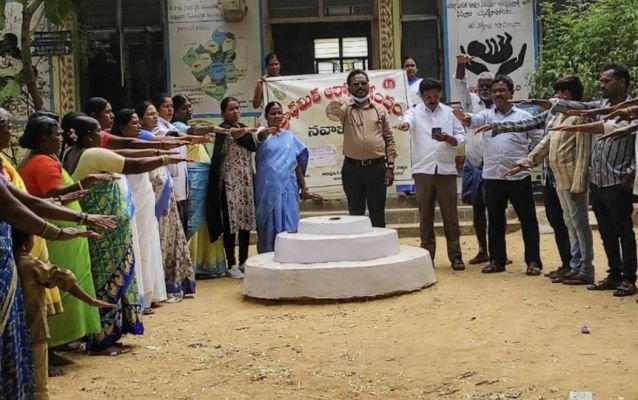 పొగాకుకు దూరంగా ఉండాలి.