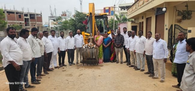 కీసర అభివృద్ధికి రూ.2.90 కోట్ల నిధులు.. సుభాష్‌నగర్‌లో సీసీ రోడ్ల నిర్మాణానికి శంకుస్థాపన