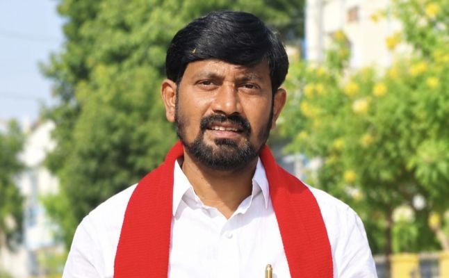 కరీంనగర్ జిల్లా మొత్తం కరువు జిల్లాగా ప్రకటించాలి.