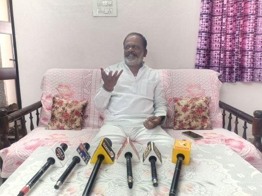 అందరినీ కలుపుకొని వెళ్తే వైసీపీ గెలుపు సాధ్యం.. 