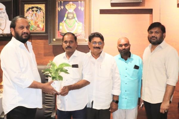 ఇందుకూరుపేట మండల వైసీపీ అధ్యక్షుడిగా నియమితులైన బందెల వెంకటరమణ..