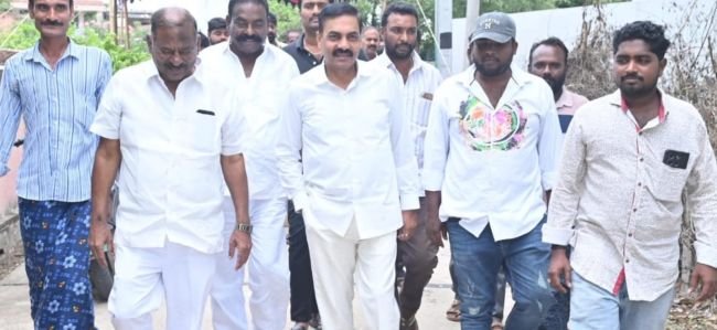 స్థానిక ఎన్నికల నిర్వహణలో ఎన్నికల సంఘం విఫలం