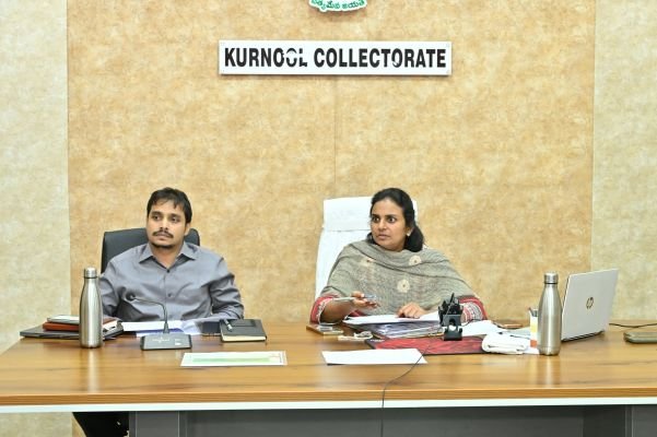 *అగ్రిస్టాక్‌ కు సంబంధించి రైతుల ఐడీ జనరేషన్, ఈ-కేవైసీ ప్రక్రియను వేగవంతం చేయాలి*  *జిల్లా కలెక్టర్ డా.ఏ.సిరి