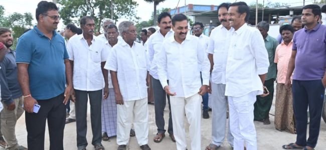 "స్థానిక ఎన్నికల నిర్వహణలో, ఎన్నికల సంఘం విఫలం - కాకాణి"