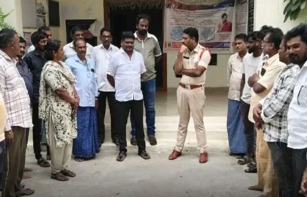 సమాజ భద్రతలో భాగస్వాములు కావాలి..-ఎస్ఐ తోట తిరుపతి 