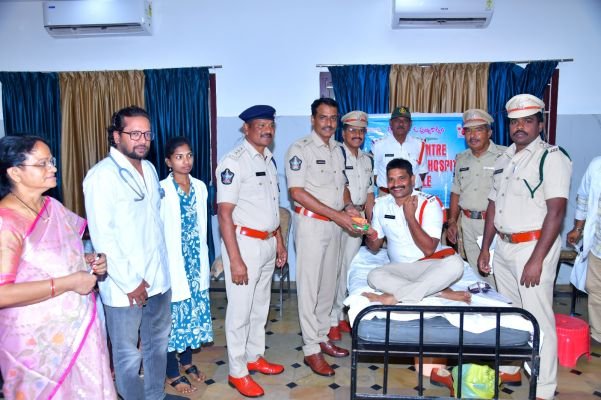 130 మంది రక్తదానం
